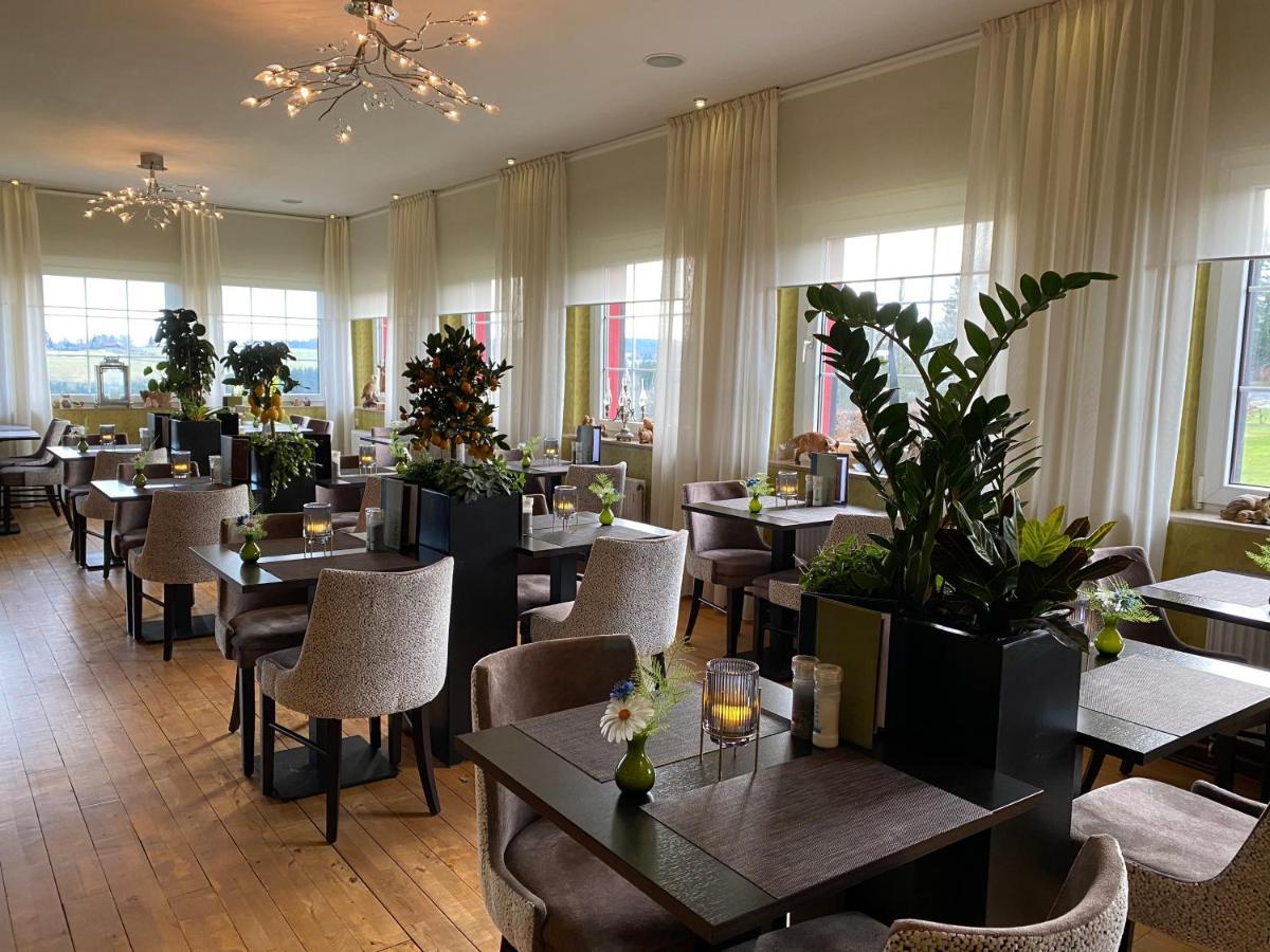 Boutique Hotel Restaurant Hollerather Hof Hellenthal Exterior foto